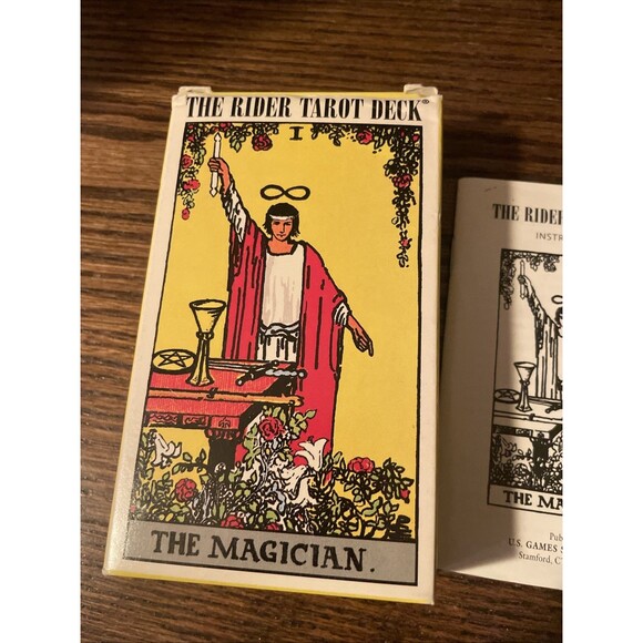 Vintage Rider Waite Tarot Card Deck US Games Italy Smith 1971 Complete 78 VGC - Picture 2 of 8